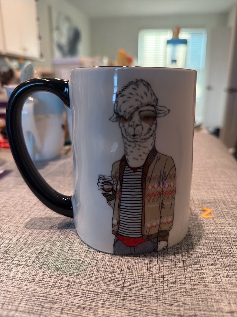 Signature Alpaca Graphic Mug in White and Black